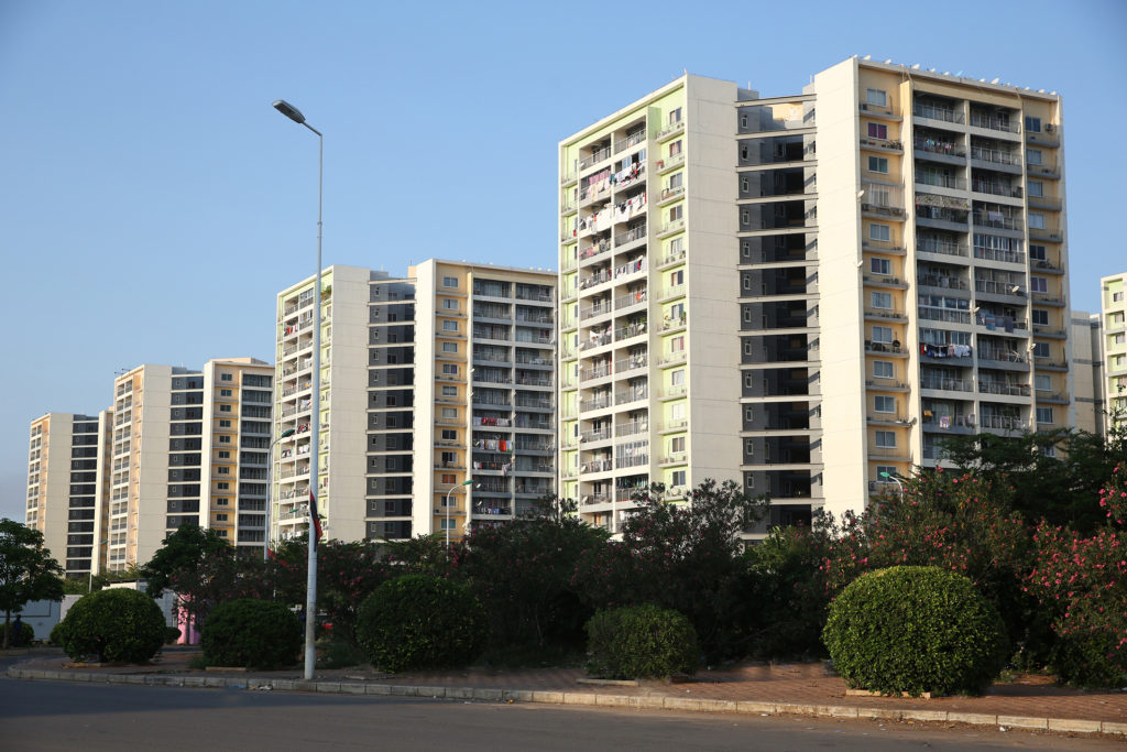 Edifícios do distrito urbano do Zango, no Município de Viana