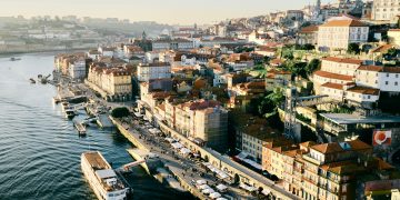 Vista aérea da cidade do Porto