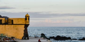 Ponta do Sol, Ilha da Madeira (Eva Bronzini/Pexels)